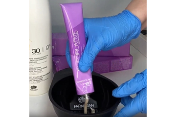 Смешивание красителя и оксида